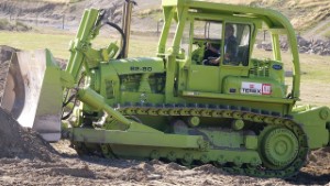 Terex 82-80 Bulldozer operating