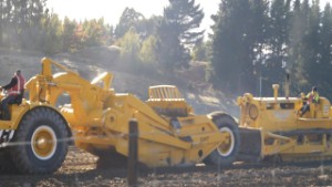 Caterpillar DW21 Motor Scraper and D8H Bulldozer working | Otago | New Zealand | 4K