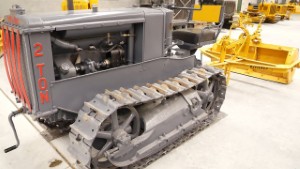 Vintage 1924-28 Caterpillar 2 Ton with a Killefer Scoop in Geraldine