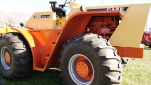 1966-69 Case 1200 Traction King Tractor