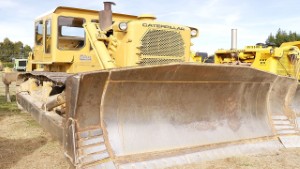 1972 Caterpillar D9G Bulldozer with Cab in Wanaka