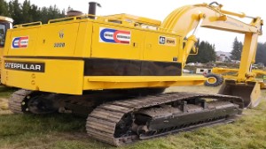 1974-87 Caterpillar 225 Excavator in Wanaka