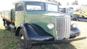 Vintage 1950 Morris Commercial Truck