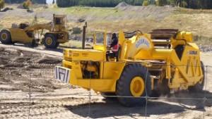 Classic WABCO Elevating Scrapers Working - Wheels At Wanaka 2023