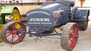 Antique 1918 International 8-16 Tractor