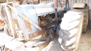 1969-79 Ford Super 6 County 954 Tractor with Bulldozer Blade in Blenheim