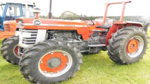 1972 Massey Ferguson 188 4WD Tractor in Rangiora