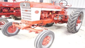 Old 1962-64 McCormick International Farmall A-514 Tractor