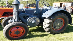 Antique Lanz Bulldog Tractor in Leeston