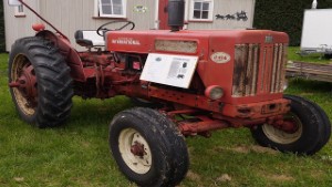 1968 McCormick International B-614 Tractor 4208 in Rangiora
