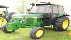 1990 John Deere 1640 Tractor with Rollmasta Cab in Ashburton