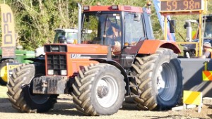 1985 Case IH 1455 XL Tractor Pulling
