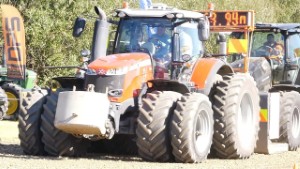 New Zealand Prime Minister Tractor Pulling in a 2022 Massey Ferguson 8732
