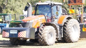 Tractor Pulling - 2023 Massey Ferguson 8732