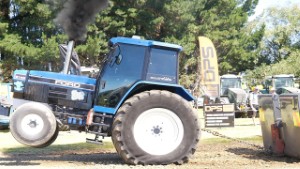 1994 Ford 8140 Tractor Pulling a Deutz-Fahr 8280 Tractor