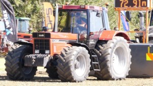 1985 Case IH 1455 XL Tractor Pulling