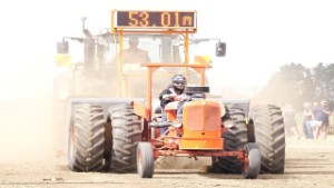V8 Antique Nuffield PM4 Tractor Pulling