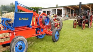 1910 Burrell Traction Engine 3225 Running a 1936 Case Hay Baler