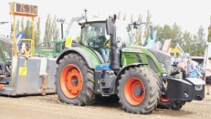 2019 Fendt 724 Vario Tractor Pulling