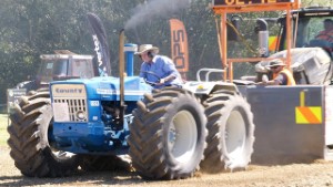 Vintage 1969 County 1124 Tractor Pulling in Waimumu