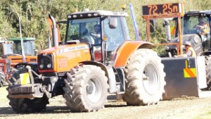 Tractor Pulling - 2005 Massey Ferguson 7495