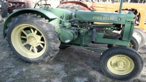 1937 John Deere Model BR Tractor