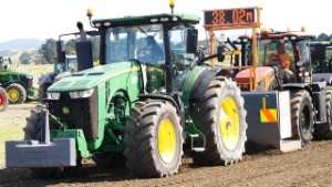 2019 John Deere 8245R Tractor Pulling