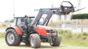2013-14 Massey Ferguson 7615 Tractor