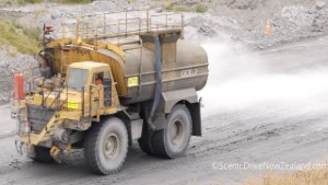 Caterpillar CAT 773B Water Tanker Working in Macraes