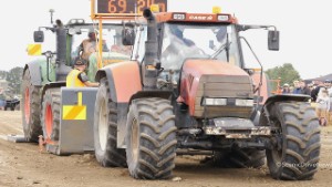 2002 Case IH CVX 120 Tractor Pulling