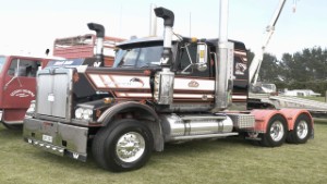 2007 Western Star 4964FX Articulated Truck