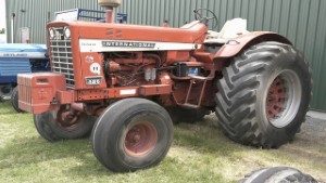 1969 International 826 Tractor